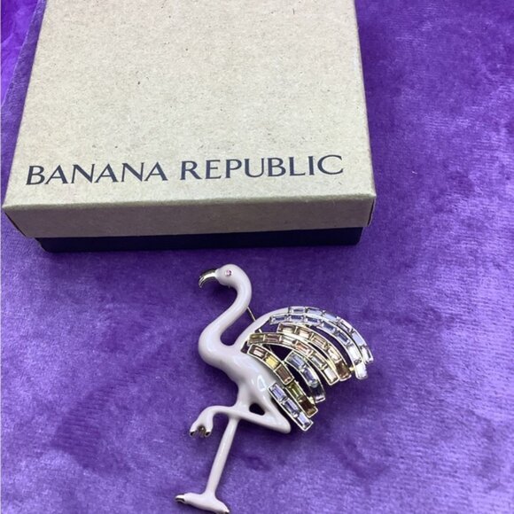 Banana Republic Pink and Gold Flamingo Pin - Picture 2 of 4